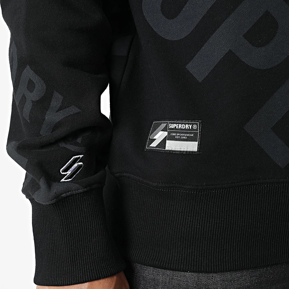 Vente flash 🥰 Sweat Crewneck Code Classic AOP M2012136A Noir de Superdry ✨ 4 Vente flash 🥰 Sweat Crewneck Code Classic AOP M2012136A Noir de Superdry ✨ – Image 2