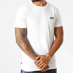 Promo 🎁 Tee 👚 Shirt OL Vintage Embroidered M1010206A Blanc de Superdry 🔔 -Superdry Soldes superdry 234354 M1010206A 01C 20200923T171802 03