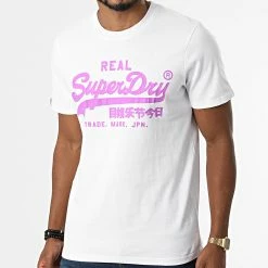 Bon marché ✨ Tee 👕 Shirt Vintage Logo AC M1011143A Blanc de Superdry ✔️