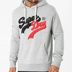 Bon marché ⌛ Sweat Capuche Vintage Logo Source M2011391A Gris Chiné de Superdry 🔔