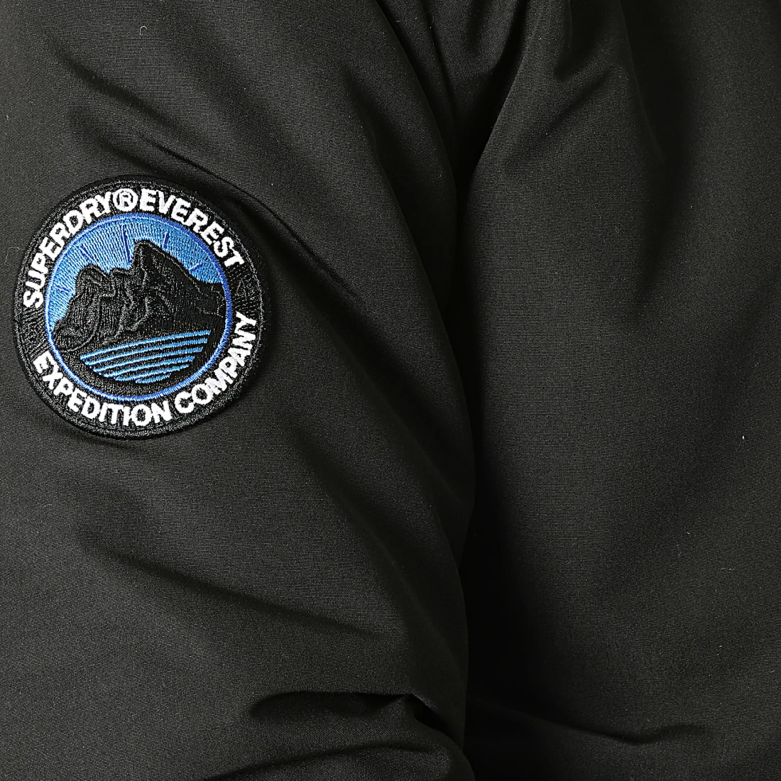 Le moins cher 🎉 Bomber Capuche Fourrure Everest M5011113A Noir de Superdry 🥰 4 Le moins cher 🎉 Bomber Capuche Fourrure Everest M5011113A Noir de Superdry 🥰 – Image 2