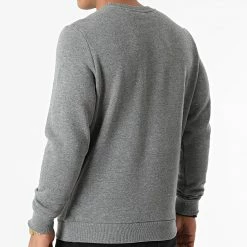 Nouveau 🌟 Sweat Crewneck Vintage Logo Source M2011438A Gris Chiné de Superdry 🔔 -Superdry Soldes superdry 287978 M2011438A 5XZ 20211015T161118 04