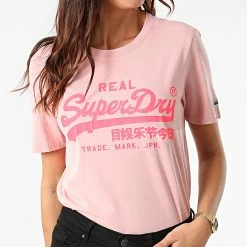 Le moins cher ✨ Tee 👕 Shirt Femme Vintage Label AC Rose de Superdry ❤️ 8 Le moins cher ✨ Tee 👕 Shirt Femme Vintage Label AC Rose de Superdry ❤️ -Superdry Soldes superdry 288437 W1010701A 10R 20211026T112501 03