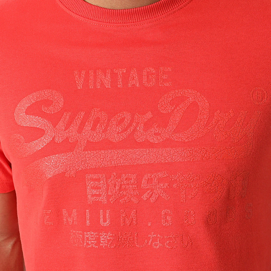 Budget ✔️ Tee 👕 Shirt Vintage Logo Tonal M1011216A Orange de Superdry 💯 4 Budget ✔️ Tee 👕 Shirt Vintage Logo Tonal M1011216A Orange de Superdry 💯 – Image 2