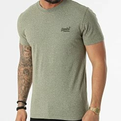 Le moins cher 😍 Tee 👕 Shirt Vintage Logo Embroidery M1011245A Vert Kaki Chiné de Superdry ⭐