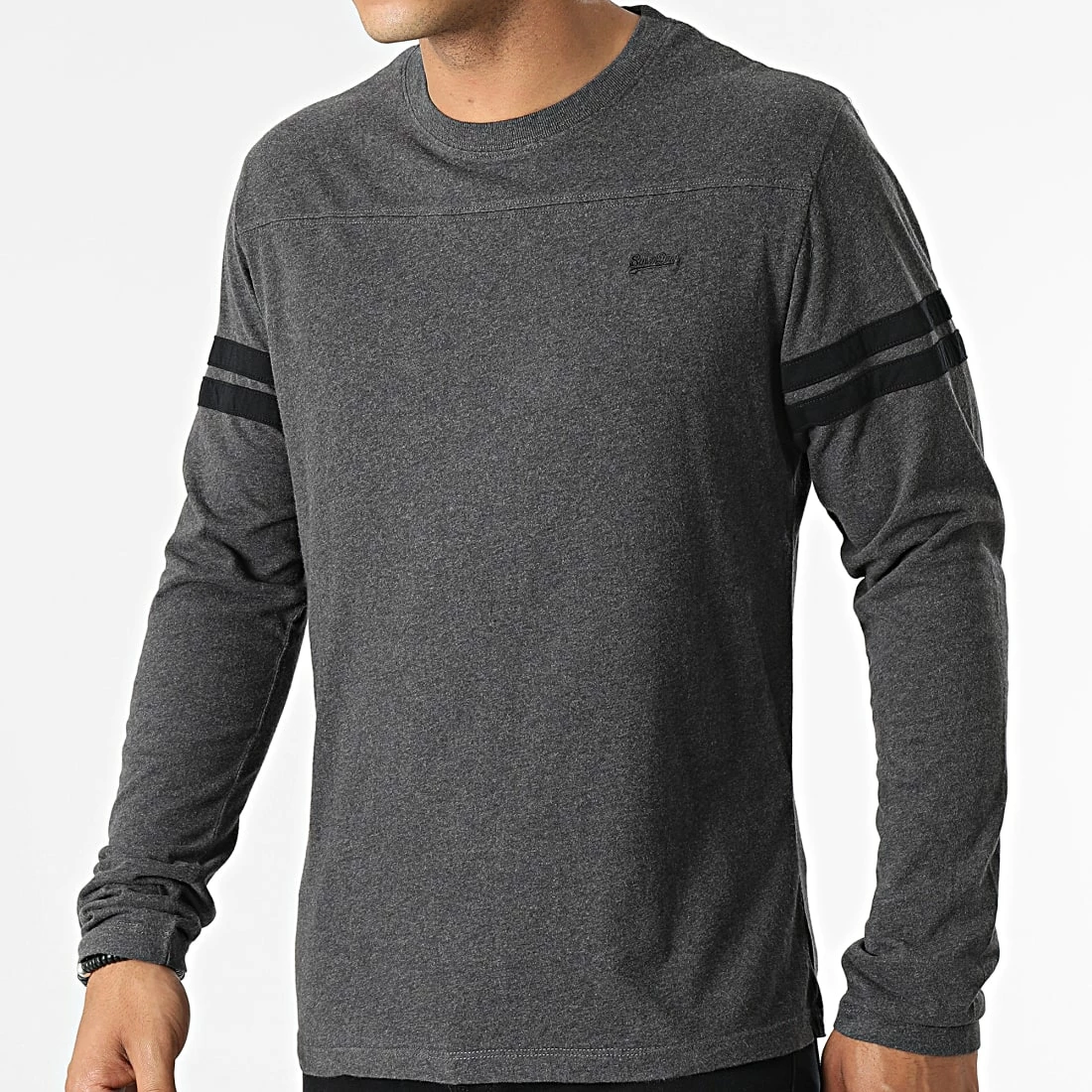 Bon marché ⭐ Tee 👕 Shirt A Manches Longues VLE Quarterback M6010684A Gris Anthracite Chiné de Superdry 💯 3 Bon marché ⭐ Tee 👕 Shirt A Manches Longues VLE Quarterback M6010684A Gris Anthracite Chiné de Superdry 💯