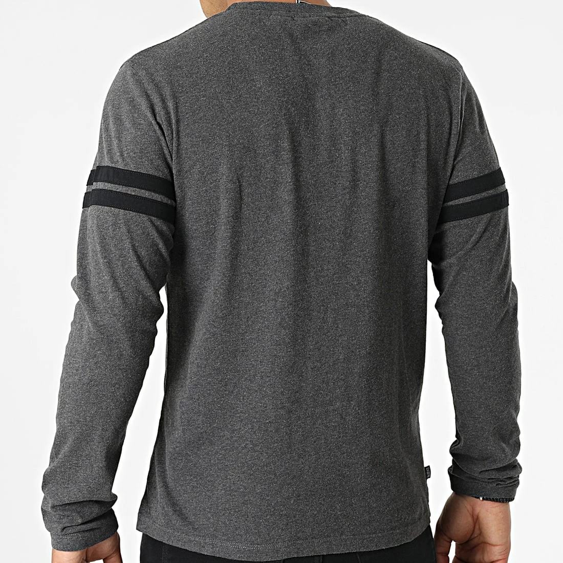 Bon marché ⭐ Tee 👕 Shirt A Manches Longues VLE Quarterback M6010684A Gris Anthracite Chiné de Superdry 💯 6 Bon marché ⭐ Tee 👕 Shirt A Manches Longues VLE Quarterback M6010684A Gris Anthracite Chiné de Superdry 💯 – Image 4