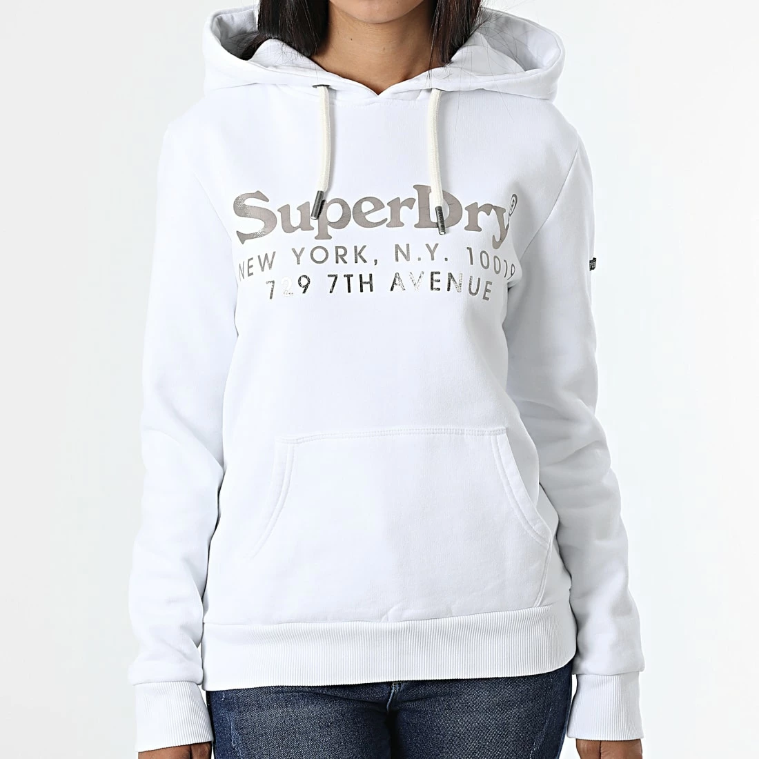 Le moins cher 👏 Sweat Capuche Femme Vintage Venue Blanc Argenté de Superdry 🎉 5 Le moins cher 👏 Sweat Capuche Femme Vintage Venue Blanc Argenté de Superdry 🎉 – Image 3
