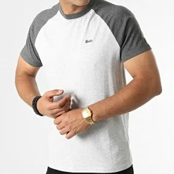 Grosses soldes ❤️ Tee 👚 Shirt M1011296A Gris Chiné de Superdry 🔔 8 Grosses soldes ❤️ Tee 👚 Shirt M1011296A Gris Chiné de Superdry 🔔 -Superdry Soldes superdry 329715 M1011296A 7FP 20220802T152518 03