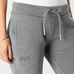 Tout neuf ✔️ Pantalon Jogging Femme Vintage Logo Gris Chiné de Superdry 🌟 -Superdry Soldes superdry 331427 W7010864A 5XZ 20220822T155102 02
