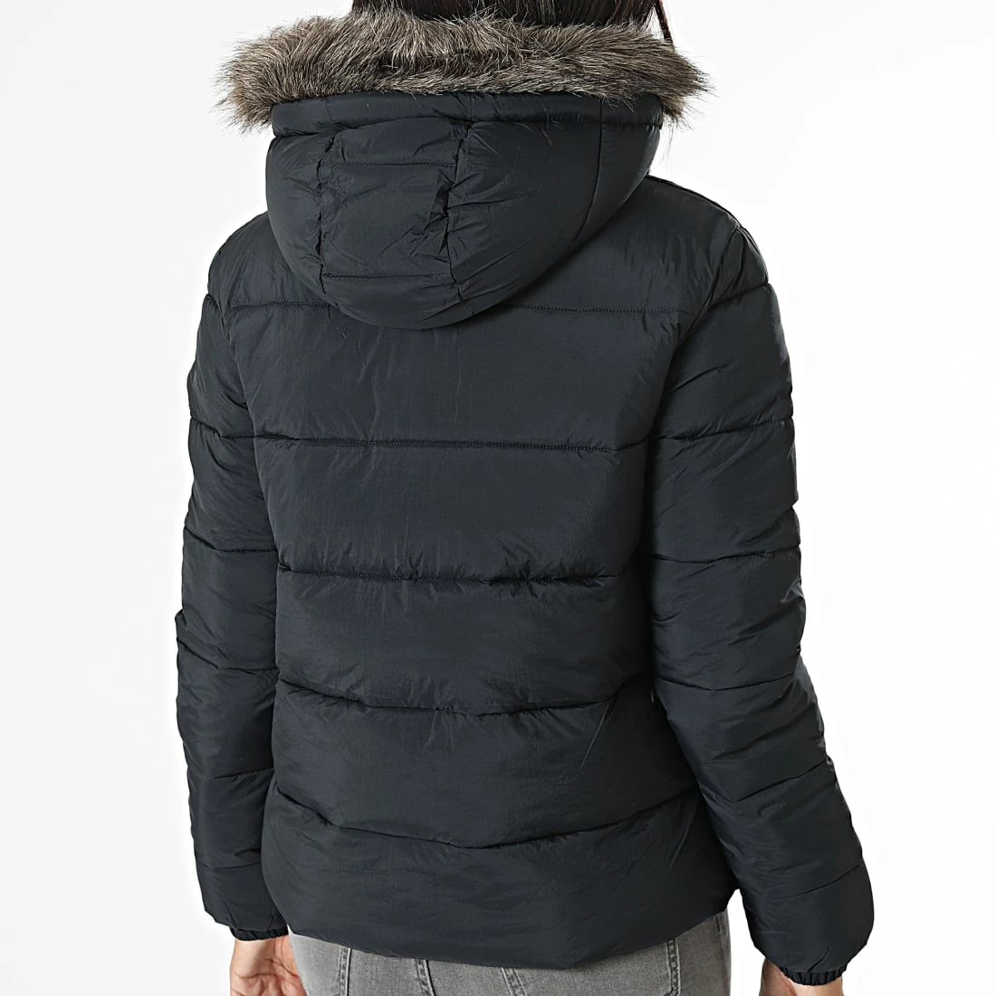 Les meilleures critiques de 😀 Doudoune Capuche Fourrure Femme Vintage Bleu Marine de Superdry 🌟 6 Les meilleures critiques de 😀 Doudoune Capuche Fourrure Femme Vintage Bleu Marine de Superdry 🌟 – Image 4