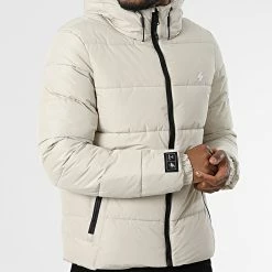 Grosses soldes ⌛ Doudoune Capuche M5011212A Beige de Superdry 👍 8 Grosses soldes ⌛ Doudoune Capuche M5011212A Beige de Superdry 👍 -Superdry Soldes superdry 339226 M5011212A CQ4 20220930T160216 03