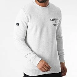 Le moins cher 😍 Sweat Crewneck Vintage Corp Logo M2011832A Gris Clair Chiné de Superdry 😍