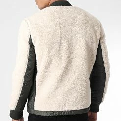 Vente flash ⭐ Veste Fourrure Mouton M5011456A Beige Vert Kaki de Superdry 🔥 -Superdry Soldes superdry 341231 M5011456A WNE 20221025T155800 04