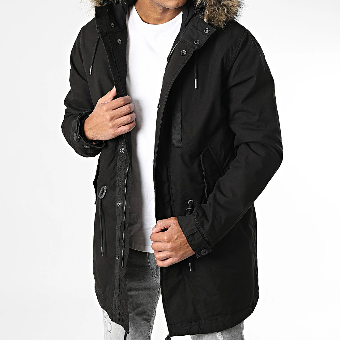 Tout neuf 🥰 Parka Capuche Fourrure Vintage Miltry M5011534A Noir de Superdry 😉 3 Tout neuf 🥰 Parka Capuche Fourrure Vintage Miltry M5011534A Noir de Superdry 😉