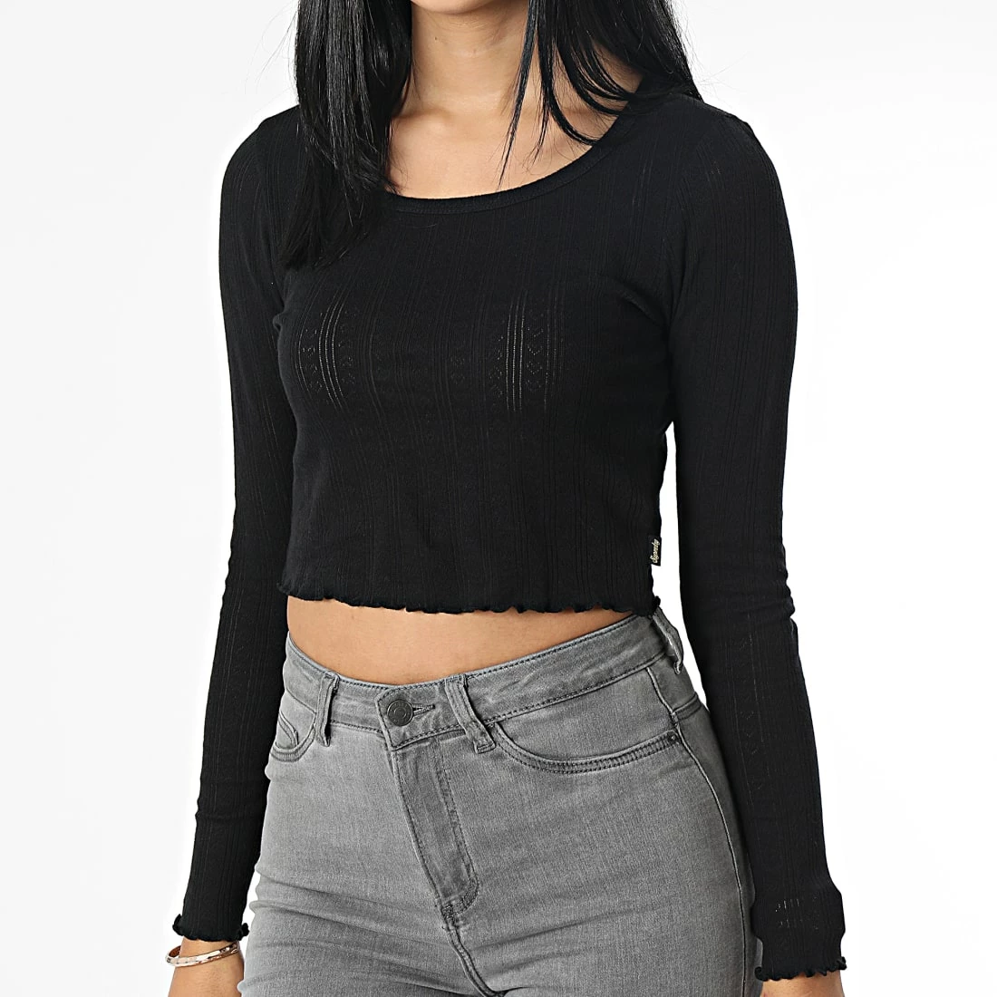 Budget 🔔 Tee 👕 Shirt Manches Longues Crop Femme Vintage Pointelle Noir de Superdry 😍 5 Budget 🔔 Tee 👕 Shirt Manches Longues Crop Femme Vintage Pointelle Noir de Superdry 😍 – Image 3