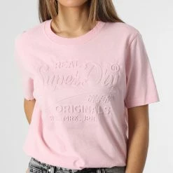 Meilleure vente 💯 Tee 👚 Shirt Femme Vintage Script Style W1011165A Rose de Superdry ⌛
