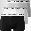 Le moins cher ❤️ Lot De 3 Boxers M3110348A Blanc Noir Gris Chiné de Superdry 😍 -Superdry Soldes superdry 346701 M3110348A 6PD 20221111T155846 01